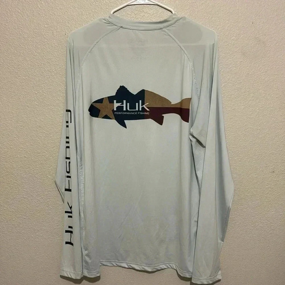 Huk Men’s Texas Redfish Long-Sleeve Performance Shirt - Picture 5 of 5